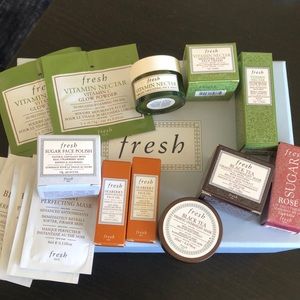 FRESH SAMPLER SET!! Brand new deluxe samples
